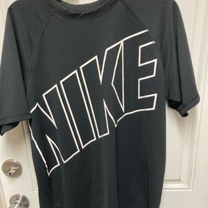 MEN NIKE DRI-FIT ACTIVE WEAR SHIRT